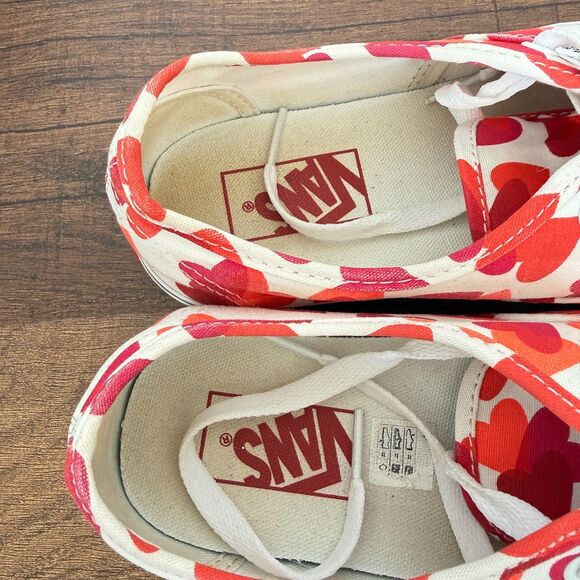 Vans Low Womens Size 9 / Mens 7.5 Valentines Heart Low Top Sneakers Skate Shoes - Picture 4 of 7